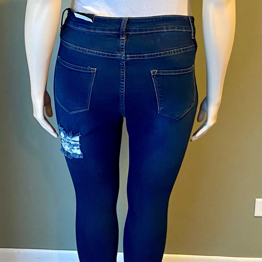 High Rise Jeans - Picture 3 of 3